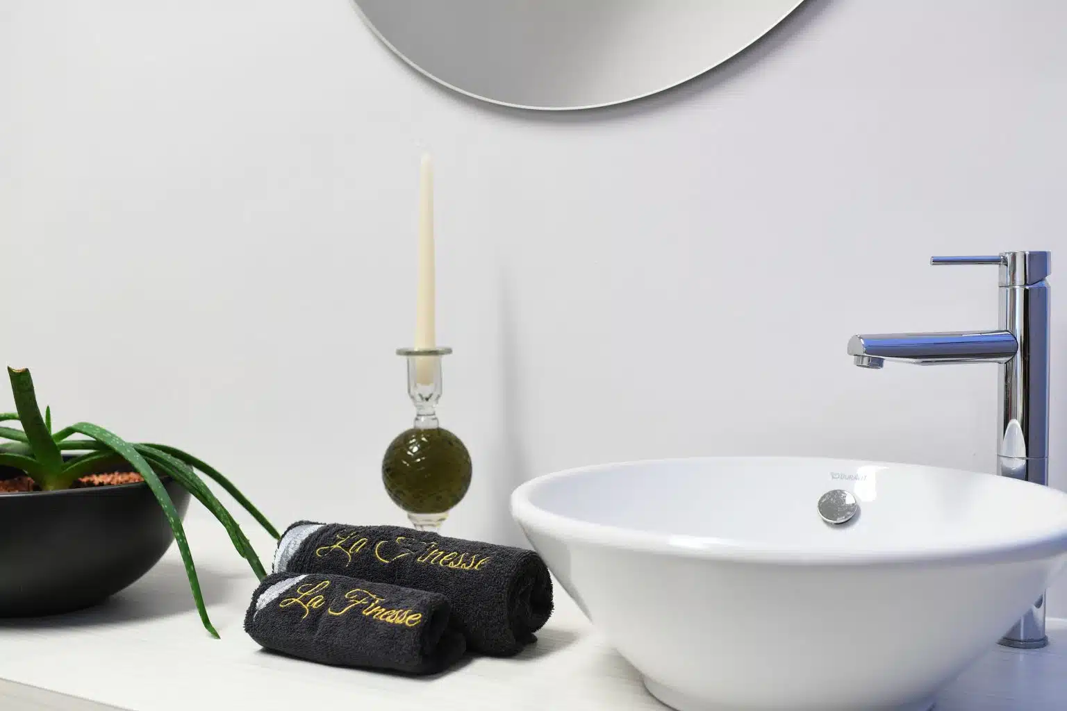 Waschbecken im Studio von La Finesse in Bern
